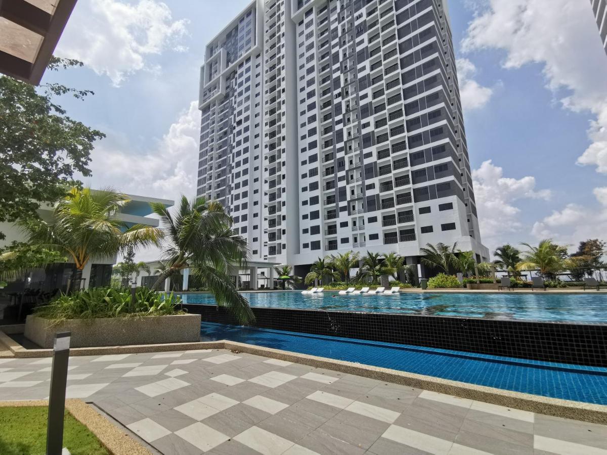 Traders Garden Apartment Cheras Exterior photo